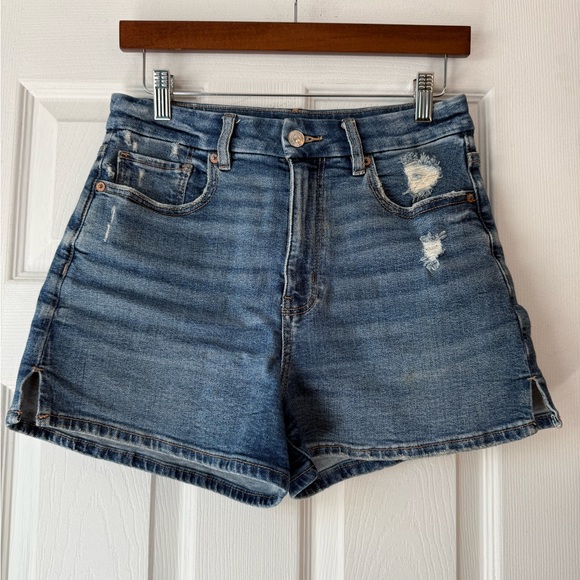American Eagle Denim Curvy Mom Shorts Size 6 - Picture 1 of 9